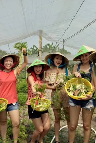 Over 20 Years of Culinary and Travel Experience in Vietnam with Chef Tan