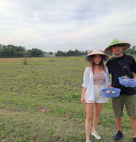 exploring  organic farm , exploring  vietnamese cuisines  with  Lovely Couple from Hongkong 