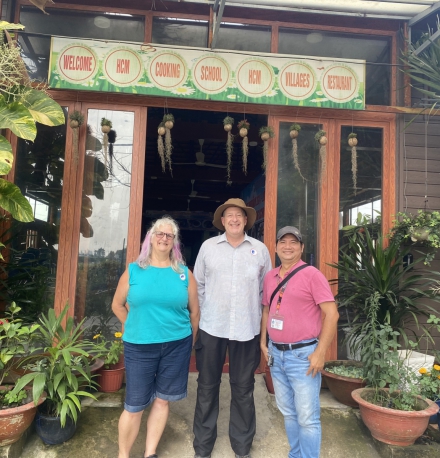 great farming and lunch with lovely Couple from Australia 32