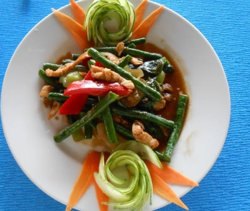 Stir fry Bean with chicken in Oyster Sauce
