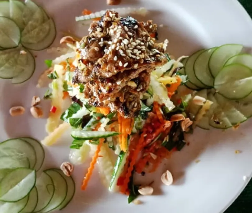 Papaya Salad with BBQ Pork