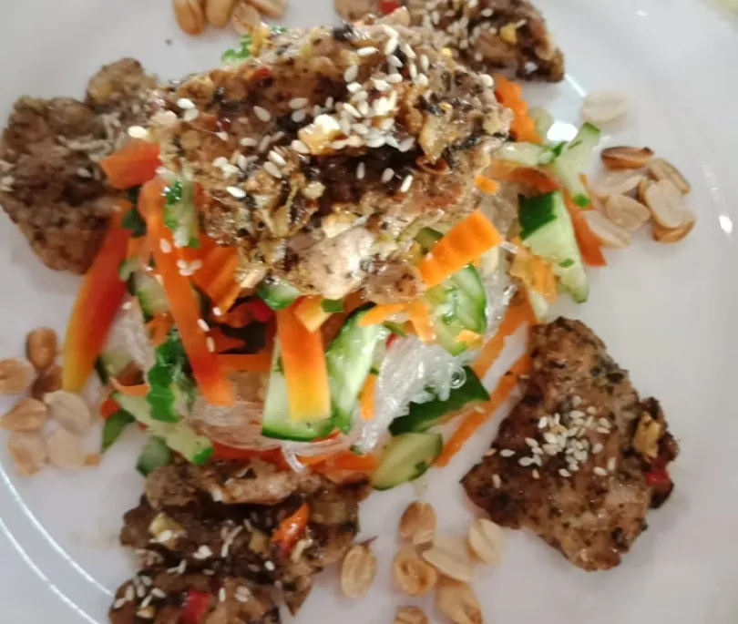 Glass Noodle Salad with BBQ Pork/ Beef