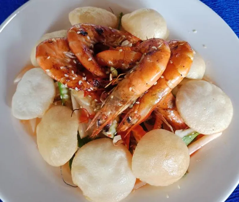 Lotus Salad with Prawn Cracker