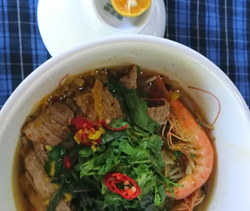 Rice Noodle Soup with Pork and Prawn