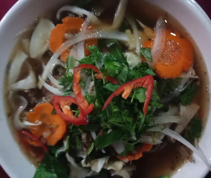 Roast Duck with Egg Noodle Soup