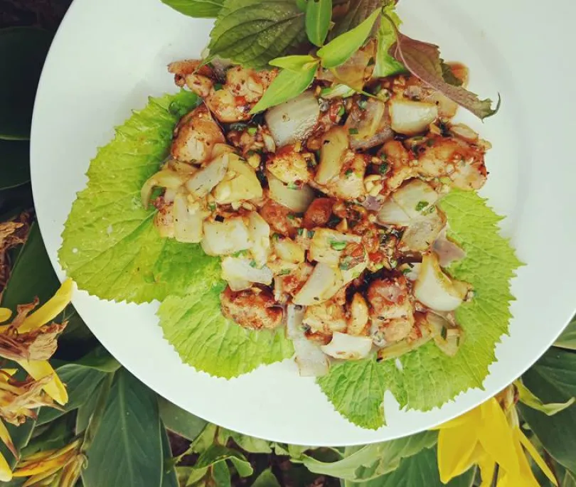 Shaking chicken with Rice wine