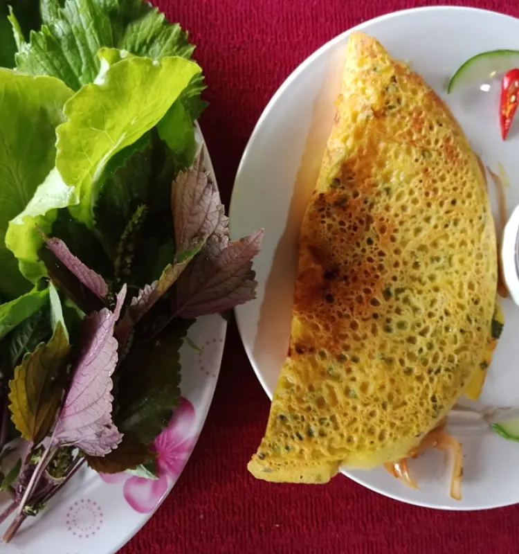Vietnamese Vegan Pancake Banh Xeo Chay