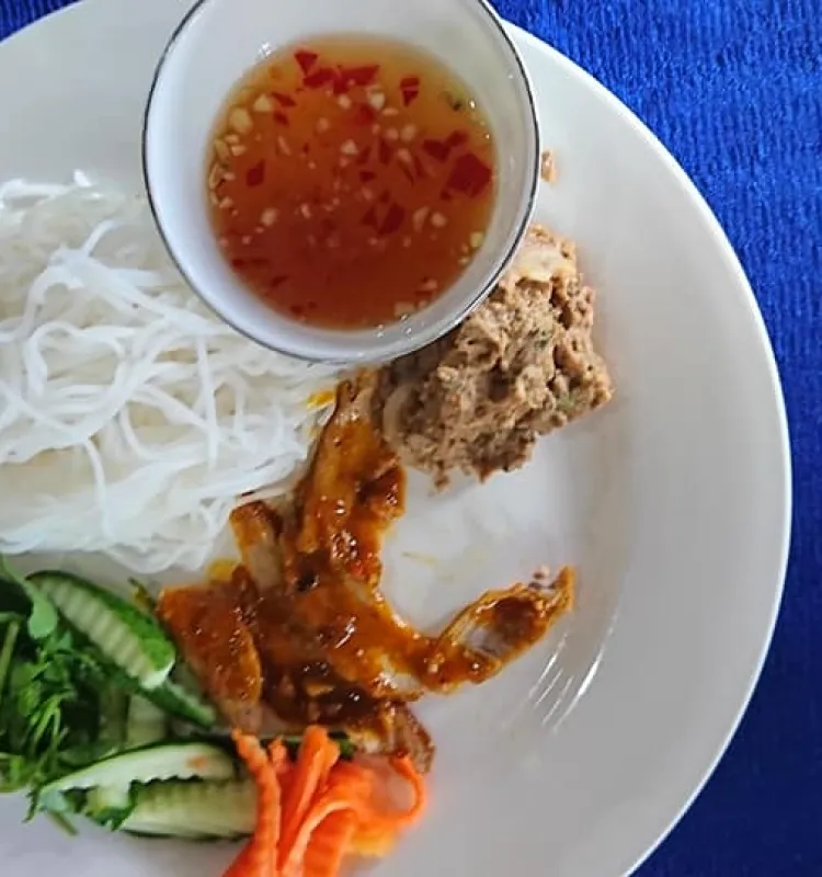 Vietnamese CharSiu ,Pate with fresh rice noodle  serve with fish sauce dipping