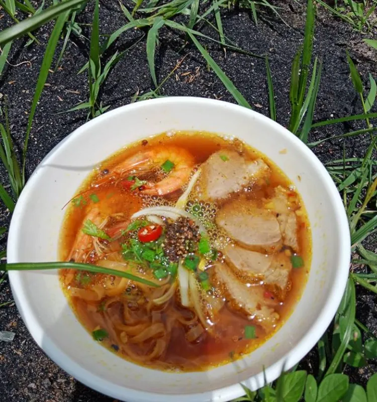 Roast Pork and Prawn with rice noodle soup Cao Lau