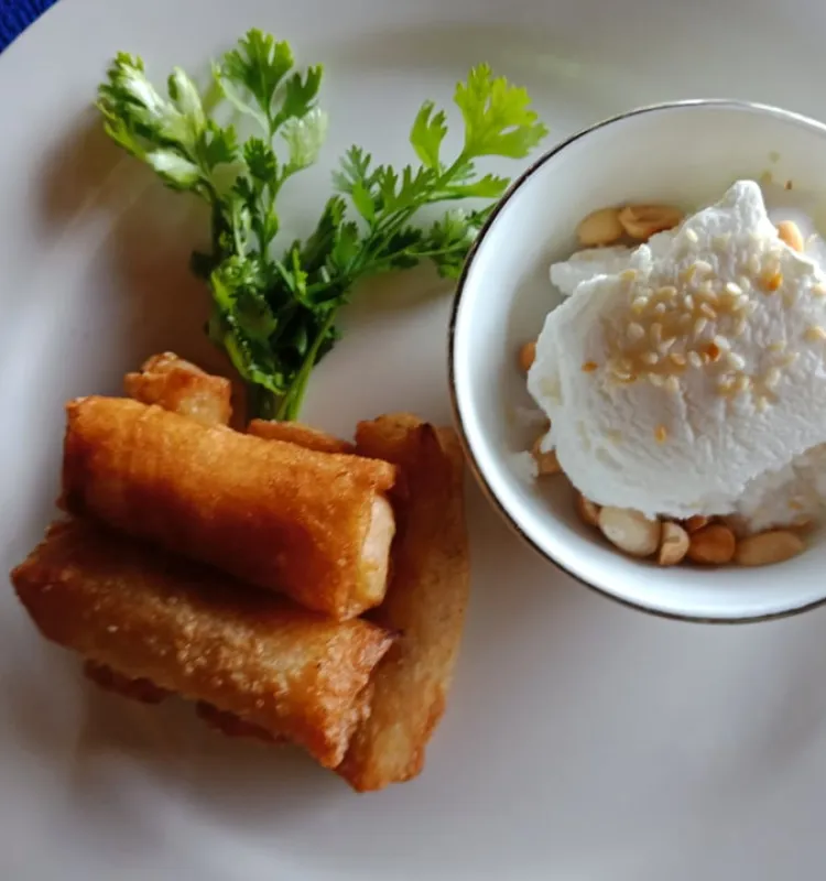 Jack fruit spring roll with coconut cream