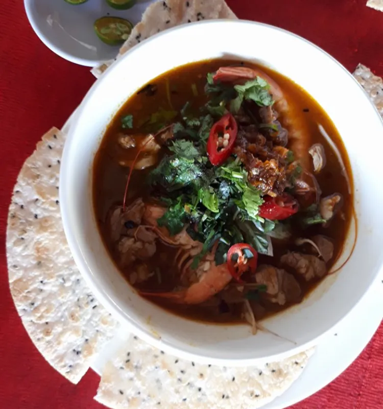 Mee Quang Noodle Soup
