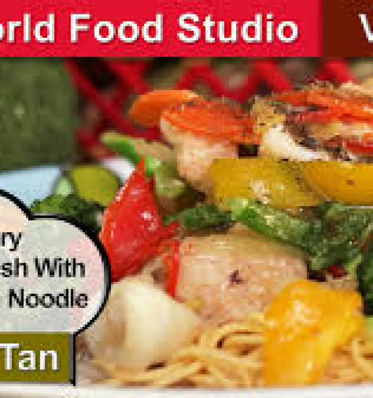 Stir Fry Seafood with Ginger sauce on Chowmein Noodle