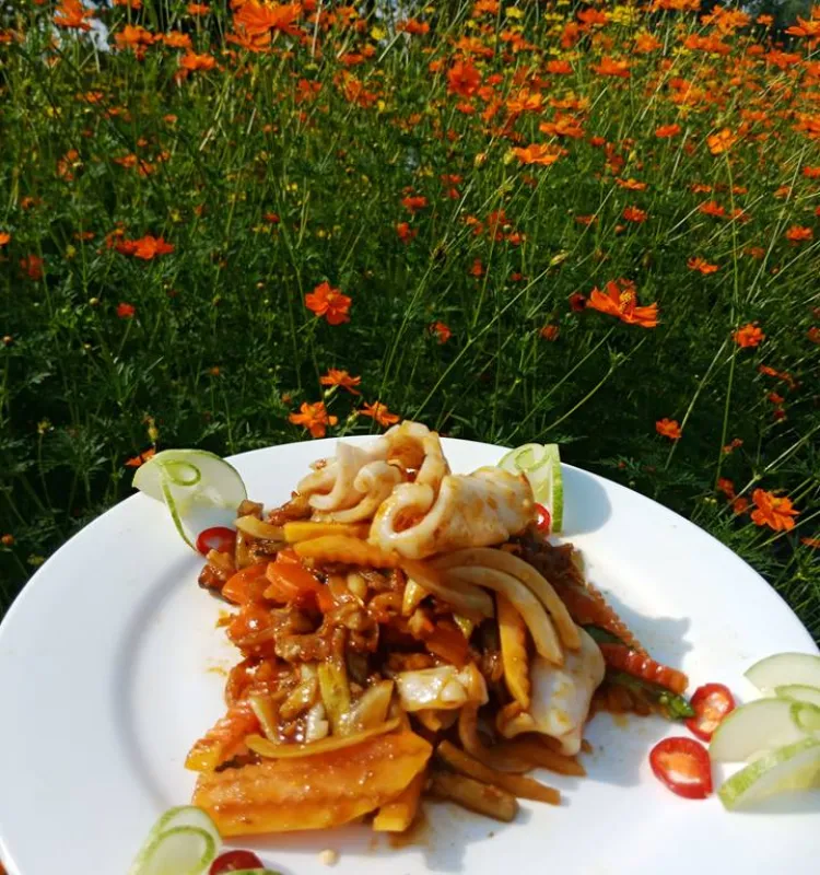 Stir fry Calamari with Xo Sauce