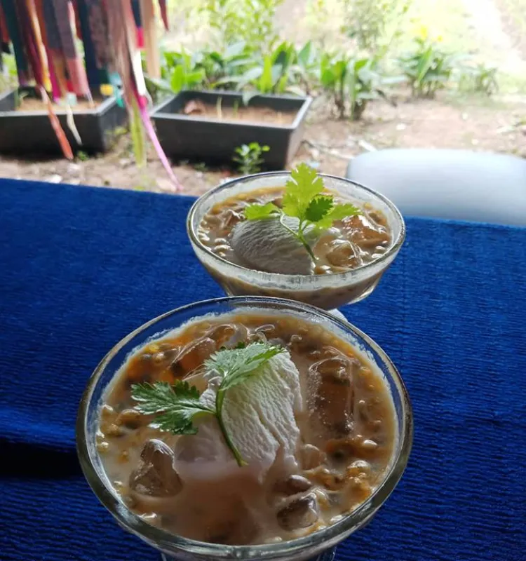 Nước ép chanh dây với  Kem dừa