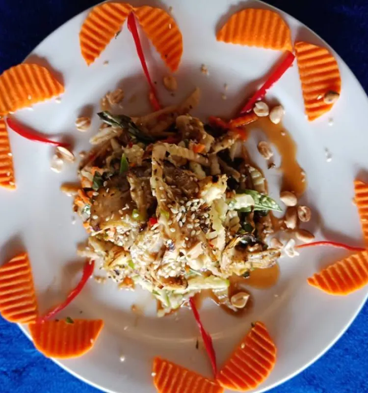 Vegan Mango  Salad with BBQ Mushroom