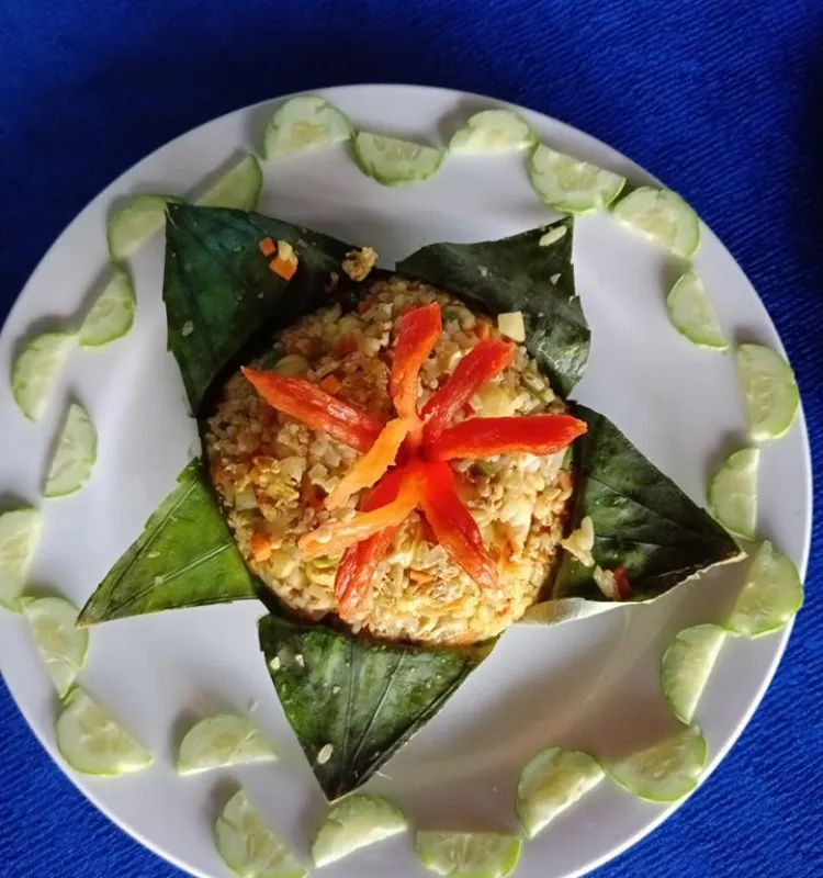 Vietnamese Vegan Fried rice wrap with Lotus leaves