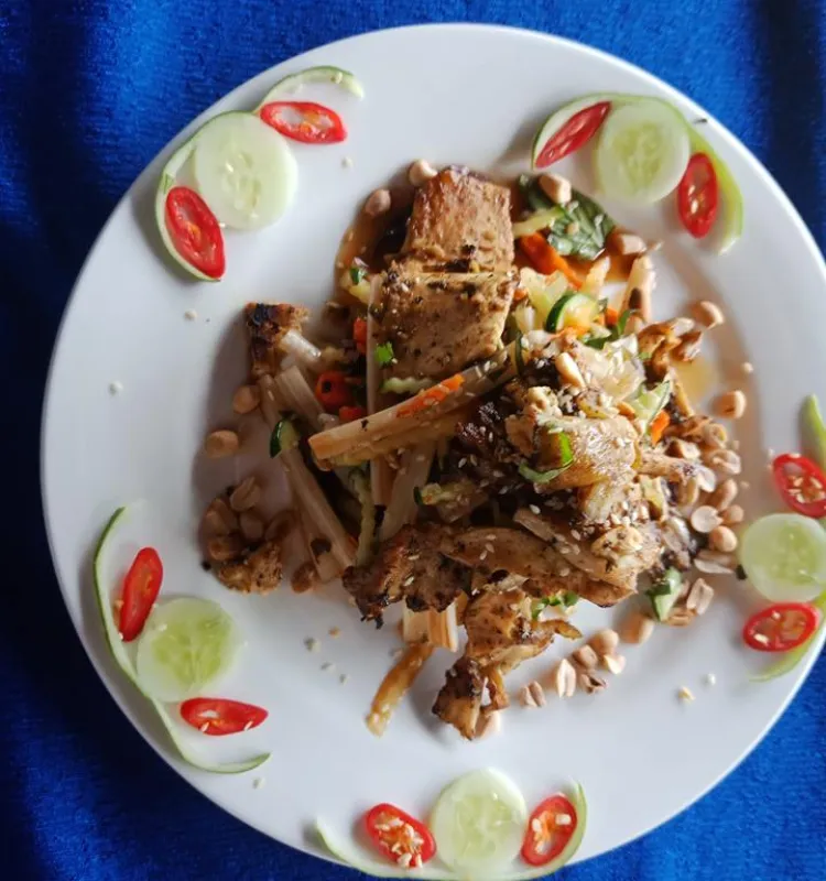 Vietnamese Vegan  Kissing Salad