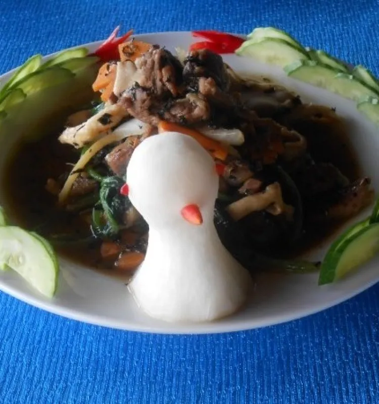 Stir fry Duck with Herbs and Spicy sauce
